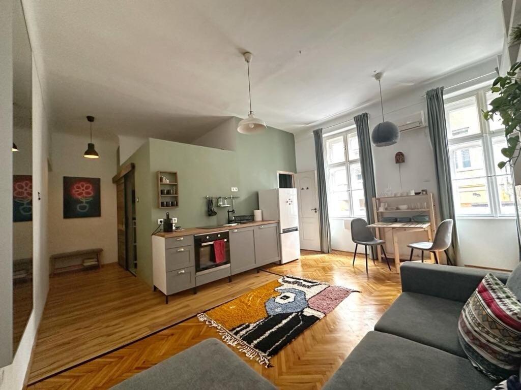 Apartament Downtown Haven- Aurora Charm